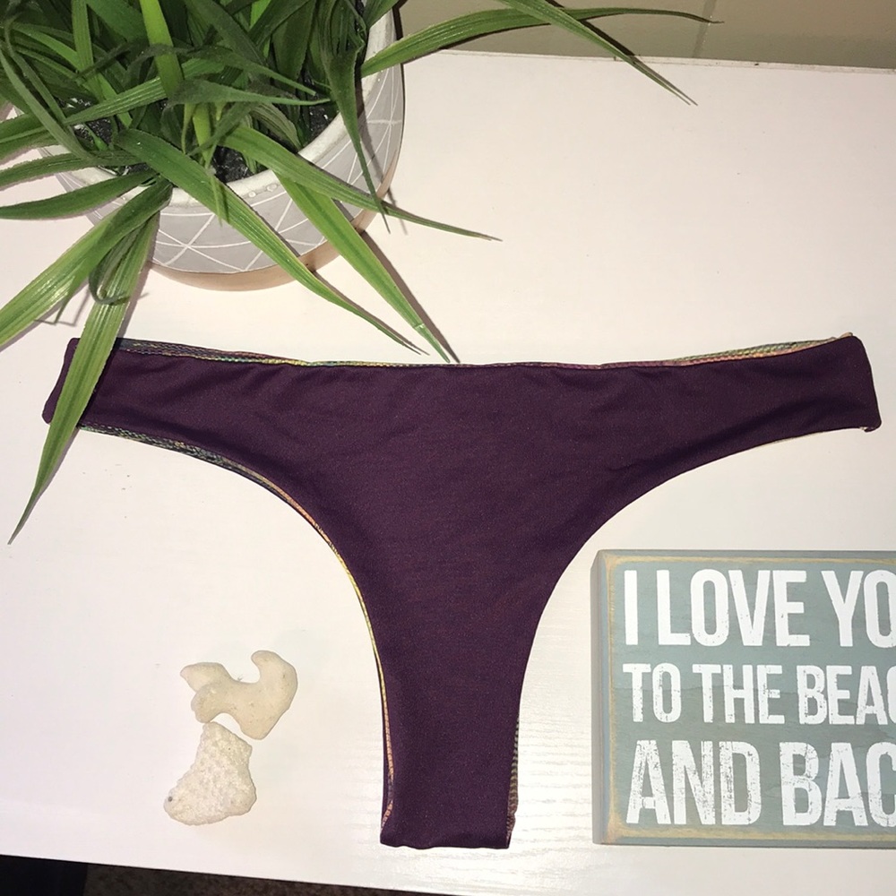 *SOLD* NWT San Lorenzo Reversible Thong -make an offer